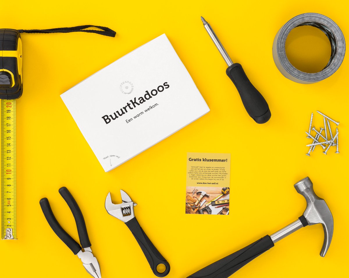 Download onze brochure en kom alles over BuurtKadoos te weten!

✓ Wat is BuurtKadoos?
✓ Hoe gaat het in zijn werk?
✓ Wat zijn de voordelen?
✓ + extra tips &amp; tricks!

De brochure is eenvoudig te downloaden op onze website: bit.ly/3oVxFMW