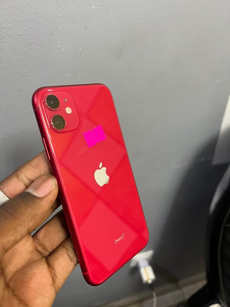 GTM_BUSINESS's tweet photo. 🆘 URGENT🆘 VENTE FLASH🆘

📱 iPhone 11 

NB: BATTERIE CHANGÉE ET FACE ID OFF 

🏷️260 000 FCFA

📞6 93 14 48 65 // 6 55 27 24 76

Bon prix venez on cause

Rt + fav apprécié notre client est peut être dans ta TL 🙏

AIDEZ QUELQU'UN À AVOIR LE PHONE DE SES RÊVES 😅 https://t.co/AbTfS0sJMY