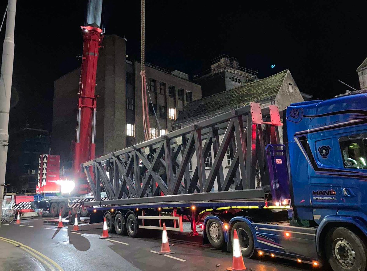 #Clancy achieved a significant milestone on the Mercy University Hospital project as 6 Trusses were installed. With one of the biggest cranes on site (700 tonnes) and one of the biggest lifts (20 tonnes), thanking our team for putting in the hours to succeed. #Builtonpartnership
