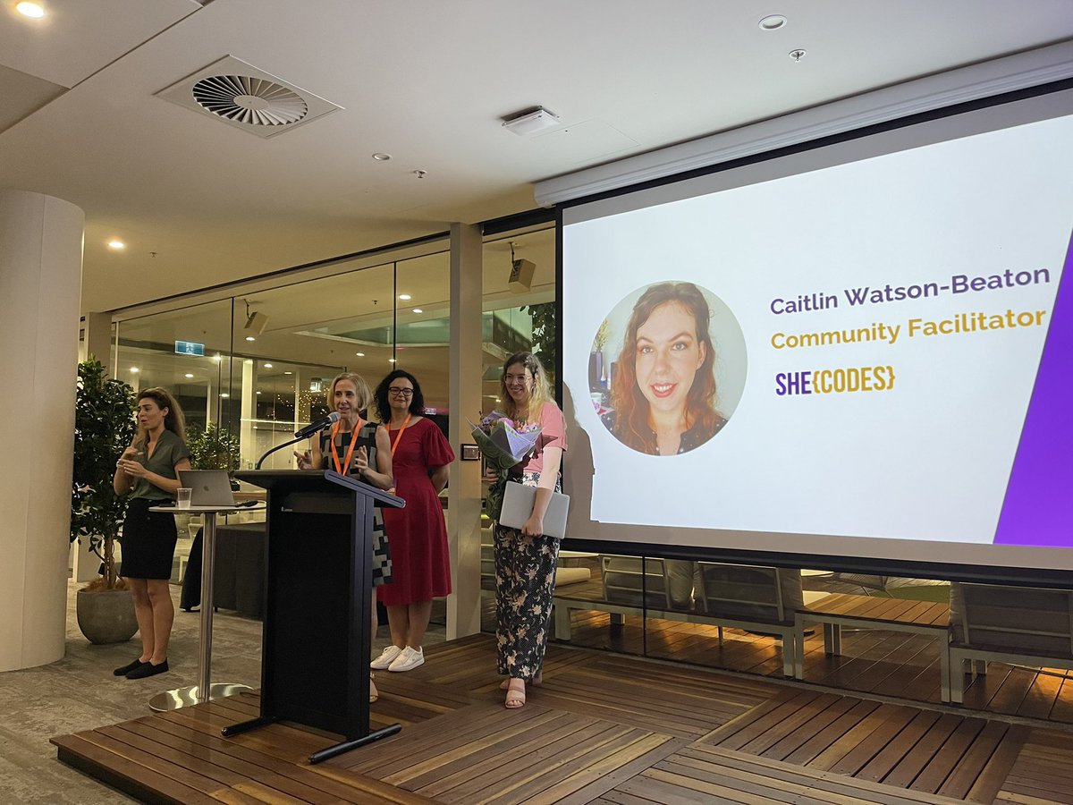 Ashleigh Wilson ☕️❤️👩‍💻 tweet media