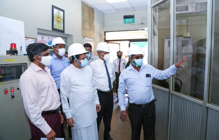 UPGammanpila's tweet photo. Operations of Sapugaskanda Oil Refinery resumed on - 2021-12-07.
The operations were resumed after 22 days of closing the refinery thereby fulfilling the promise made to resume operations within 50 days.
#UdayaGammanpila #MinistryofEnergy #CPC #CPSTL #PDASL #sapugaskanda https://t.co/xNyAh7a6yT
