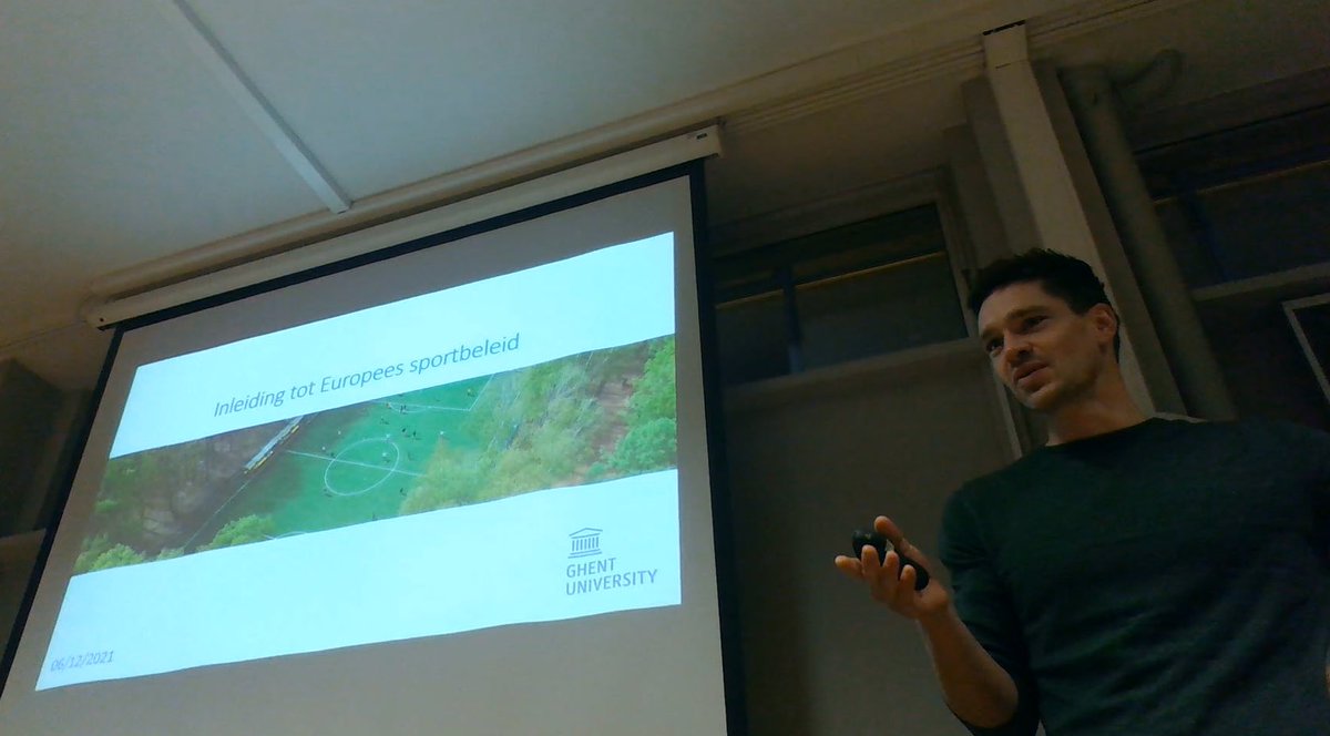 Simon_A_J's tweet photo. Always feels like coming home, thanks for having me @BSW_UGent. "Introduction to European #sportpolicy" https://t.co/Srmxzsutdh