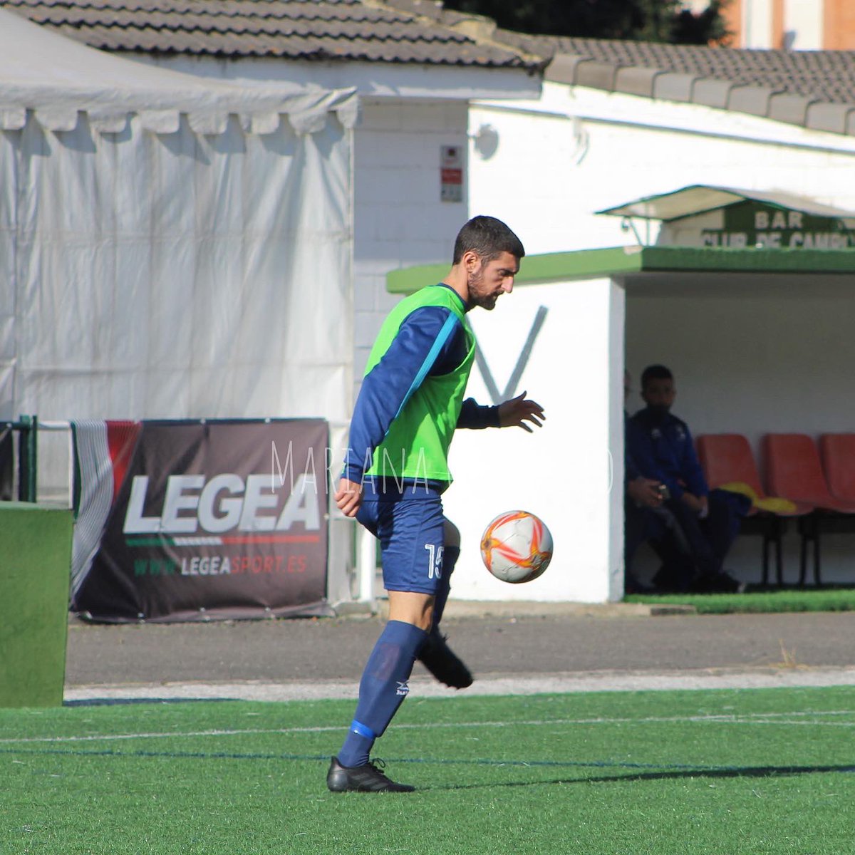 SDNavarroFCofi's tweet photo. Trabajo y esfuerzo #NavarroCF ⚽️ https://t.co/s9J0mciD5i