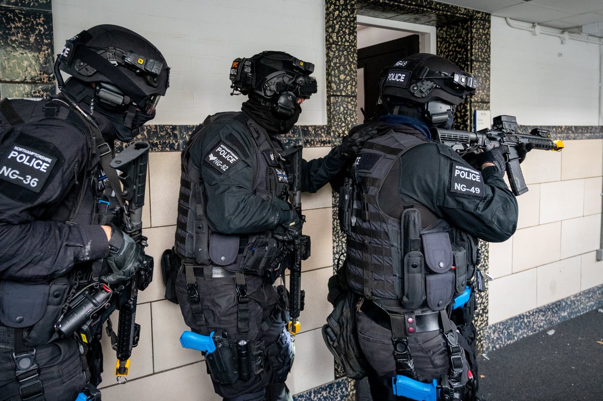 NorthantsPolice's tweet photo. Emergency services held a live training exercise at the end of November to test their response to a potential major incident in the East Midlands: https://t.co/yn9KgI2I7D https://t.co/BBCRTrEJrR