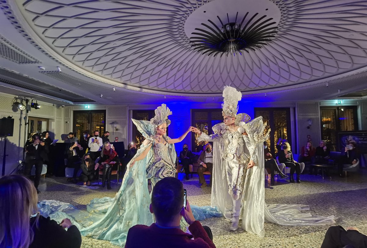 Venice_Carnival's tweet photo. Aspettando #CarnevaleVenezia2022 | dal 12 febbraio al 1 marzo 2022

 🎭 Time for a new #Renaissance  

Svelato il tema della prossima edizione de "Il Ballo del Doge" a cura di #AntoniaSautter, in scena sabato 22 febbraio 2022 ✨ 

Continuate a seguirci per scoprire di più 😍 https://t.co/54K3ZRB47N
