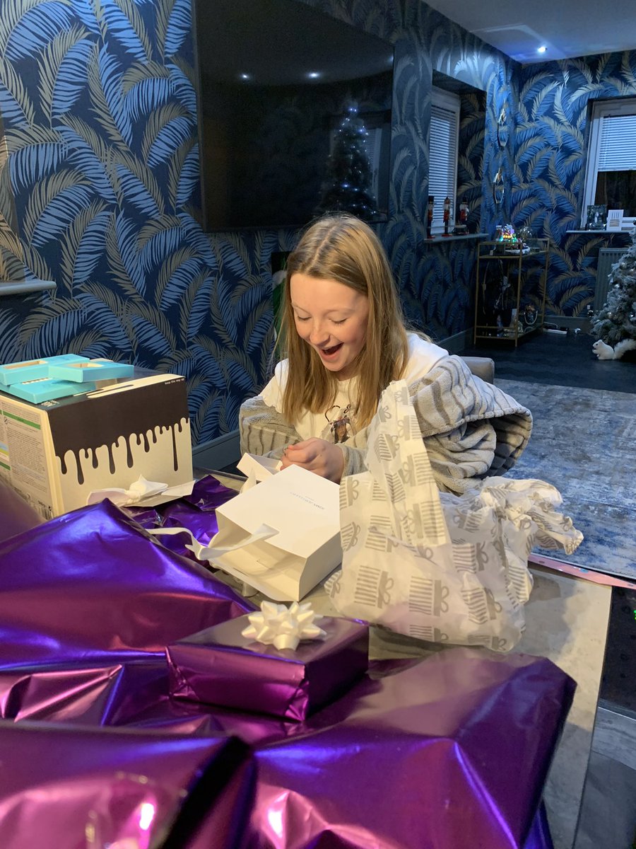 cllomas's tweet photo. Happy 12th birthday little lady ❤️ https://t.co/5o5A6vCyAn