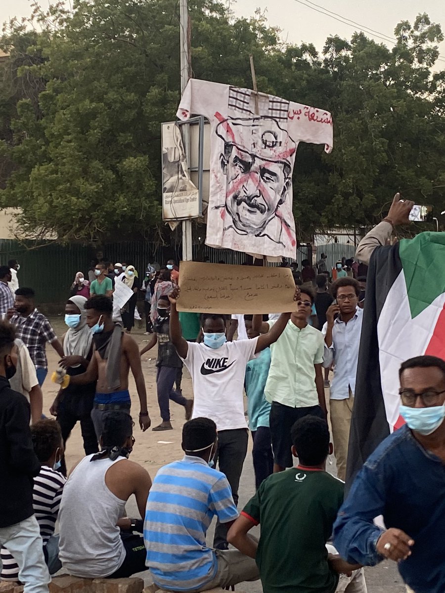nubianomad's tweet photo. Yesterday’s #Dec6March, across various #Sudan|ese cities highlight continued resolve of ppl to express their frustration and rejection of the country’s current political situation n asking for change #SudanCoup n the determination to keep this struggle going #الردة_مستحيلة https://t.co/kLn3OIPuak