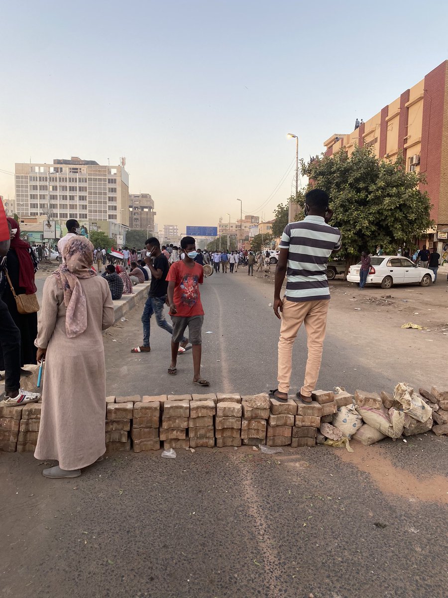 nubianomad's tweet photo. Yesterday’s #Dec6March, across various #Sudan|ese cities highlight continued resolve of ppl to express their frustration and rejection of the country’s current political situation n asking for change #SudanCoup n the determination to keep this struggle going #الردة_مستحيلة https://t.co/kLn3OIPuak