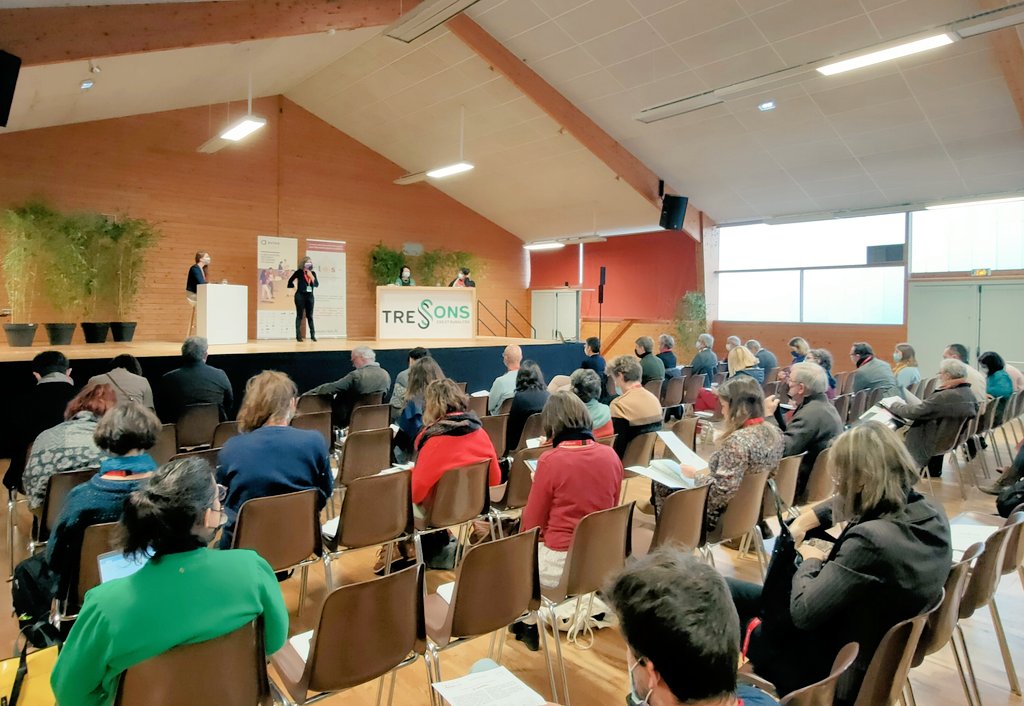 ReseauRTES's tweet photo. 📣 Clôture du projet #TRESSONS
C'est parti pour le 2ème jour du séminaire "L'#ESS au cœur du développement #rural", une journée qui sera rythmée par des tables rondes, coup de projecteur, bilan TRESSONS et ateliers sur le renforcement de la #coopération dans les territoires 🤝🌱 https://t.co/kt8oEpYUxV