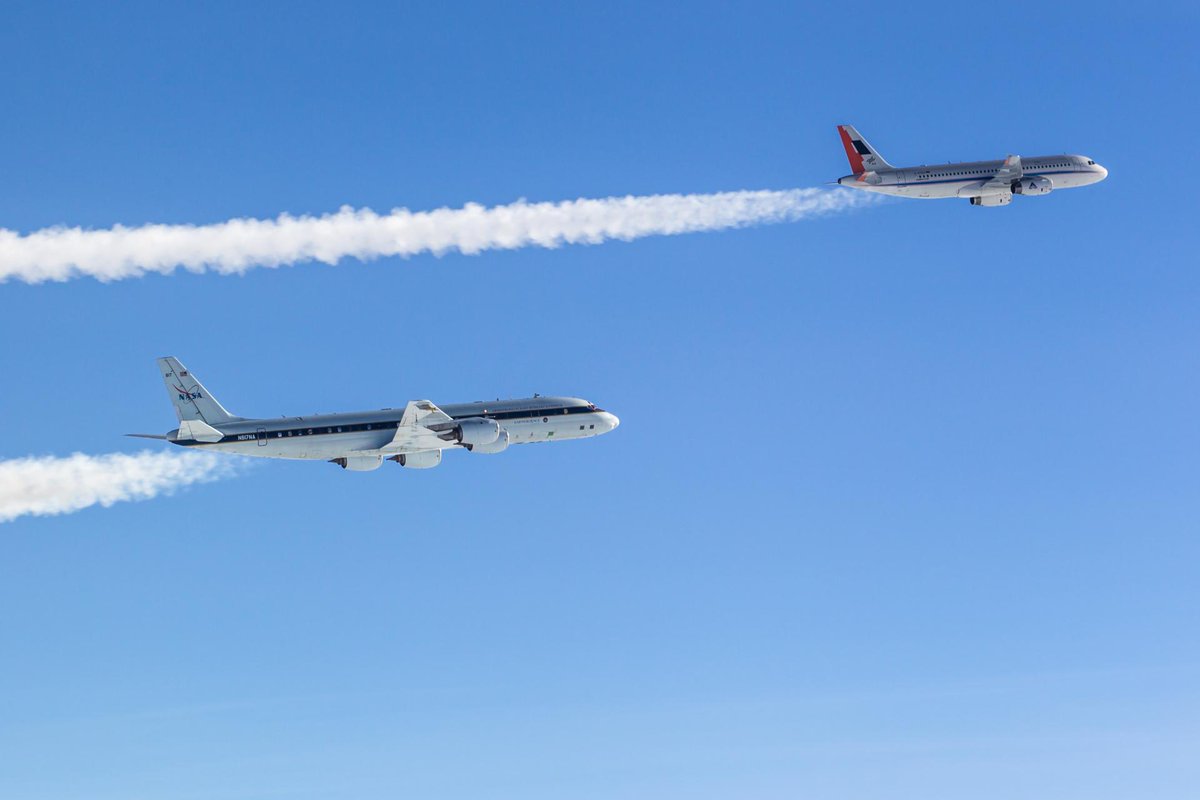DLR_en's tweet photo. Collaborative research 🔎✈️ like this offers a promising outlook for environment-friendly civil aviation.📖Read more about #ECLIF3 and its predecessors on our website: https://t.co/RT9GNGgvFb #FlyDay https://t.co/AB5fhHKXfM