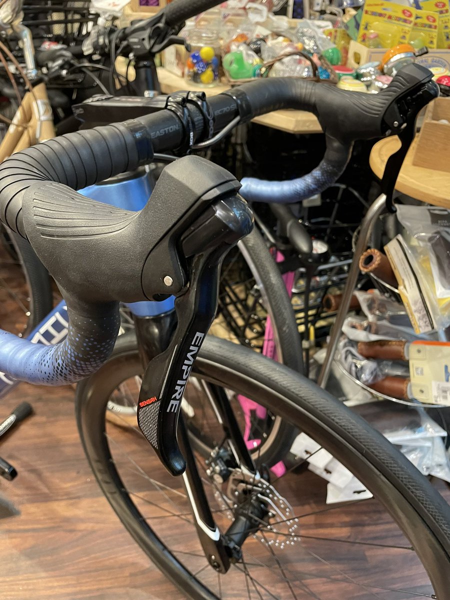 Cycleflower's tweet photo. 12/12日曜日に「MEMIL [メミル]」
ロードバイクを
メーカー様ご協力で試乗会を行います
試乗車は1〜2台しかご用意できませんが
（最悪1台）
気になっていた方是非とも現物を
ご確認頂きお試しください〜

#MEMIL
#メミル https://t.co/0WCMUxeeqY