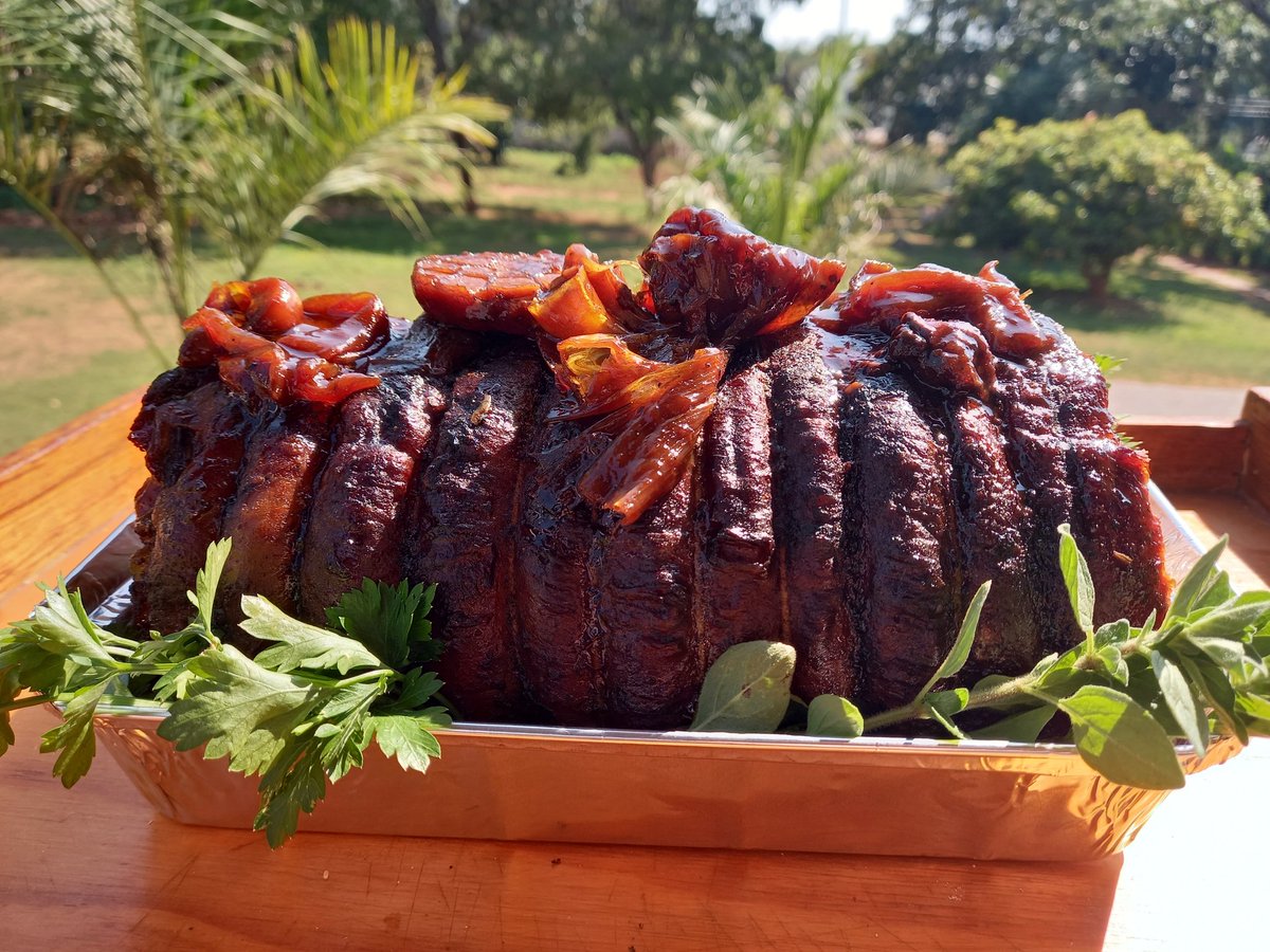ChefRumbie's tweet photo. Smoked Brisket - i am FOCUSED FOR THIS...

#dryrub #brisket #smokedbrisket #christmas #mealplanning  #recipedeveloper #mealplanner #footography #scoffbag #togoordersavailable #femalechefs #africanchef #scoffmaster #chefrumbie https://t.co/eZ6WyeyKUP