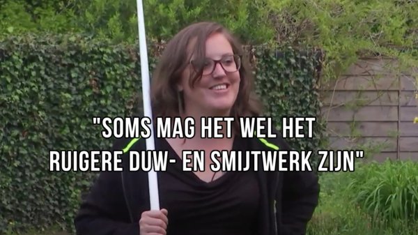 skoften's tweet photo. Linda uit Lang Leve de Liefde houdt in de slaapkamer ook wel van het ruigere werk #langlevedeliefde #linda #seks #ruig #tv https://t.co/E2uZZjAt93 https://t.co/nzHGHnLZ77