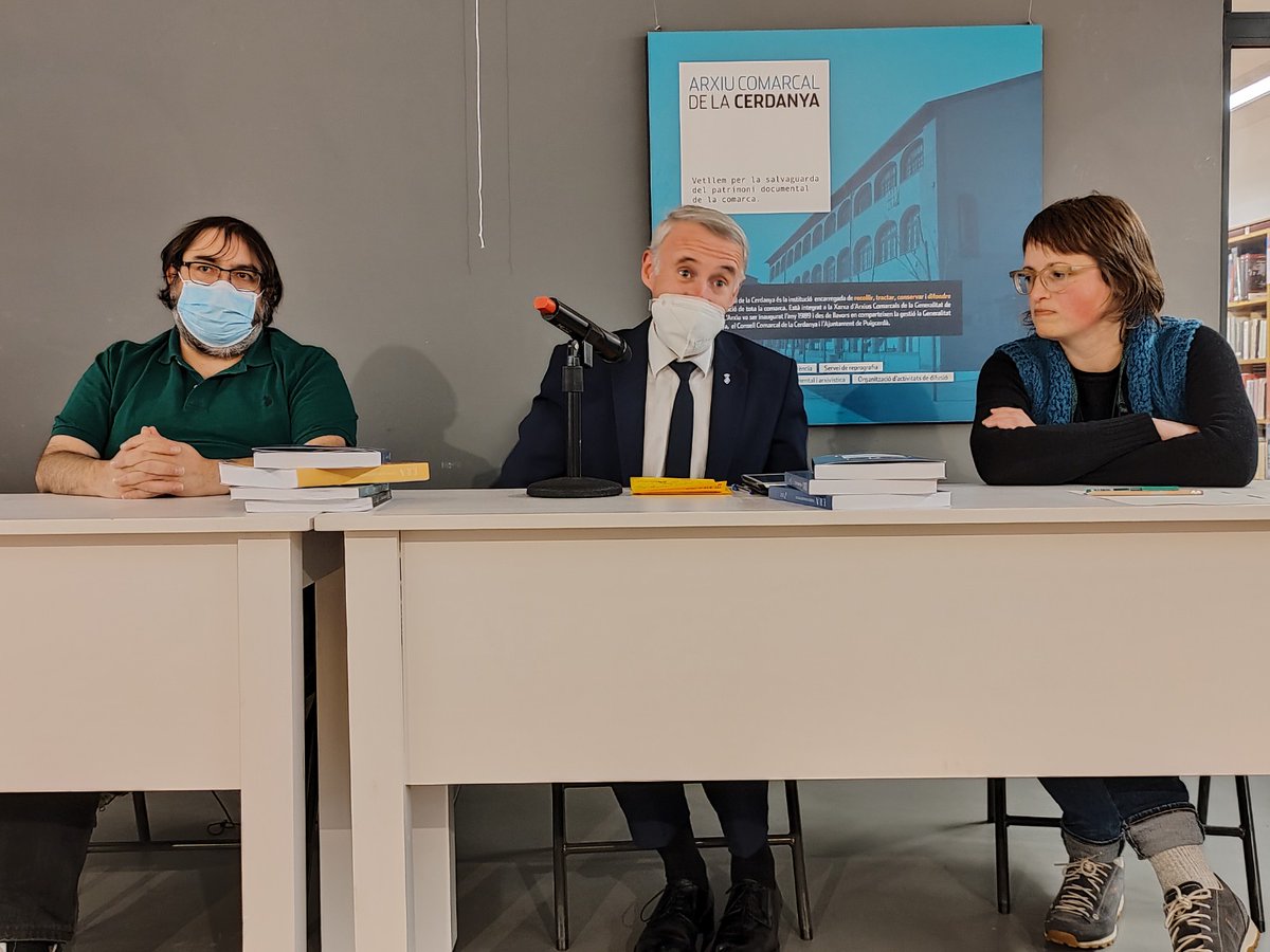 recercacerdanya's tweet photo. ๐ Aquest cap de setmana hem presentat el nรบmero 4 de la #revistaERA a Puigcerdร i a Bellver de Cerdanya.
L'#ERA4 recull les comunicacions de la IV Jornada d'Estudis Comarcals #JEC: https://t.co/zD0d7Mx6qU
โน๏ธ Mรฉs info: https://t.co/S4o2gUqoan https://t.co/HLYYIGmLGi