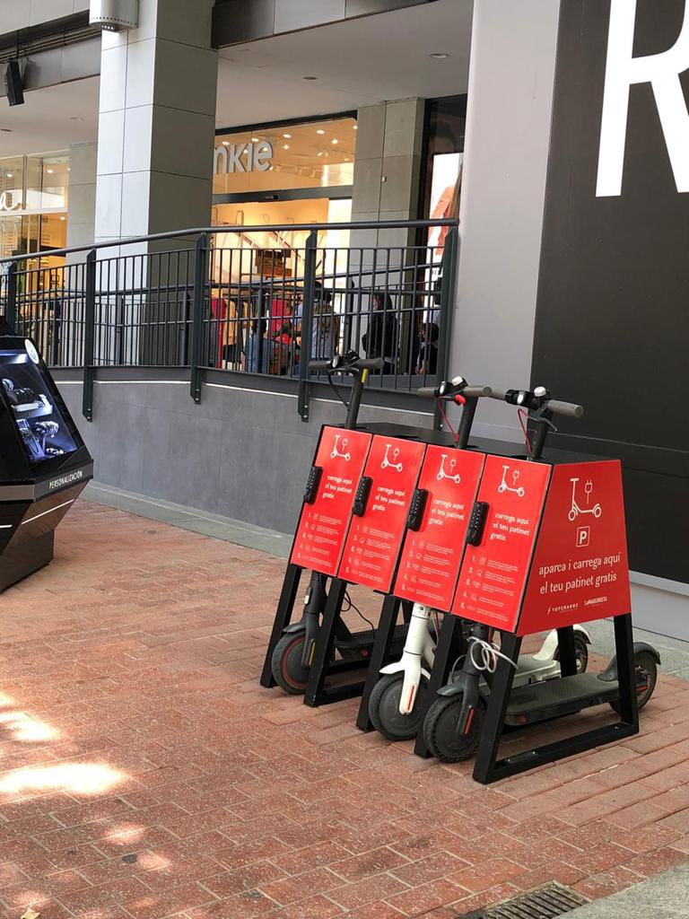 Our solution for charging , parking, security and neatness is just 👌🏻 contact us for more info! 

#micromobility #escooters #ebikes #charging #smartcities #ecofriendly #retail #ElectricVehicles