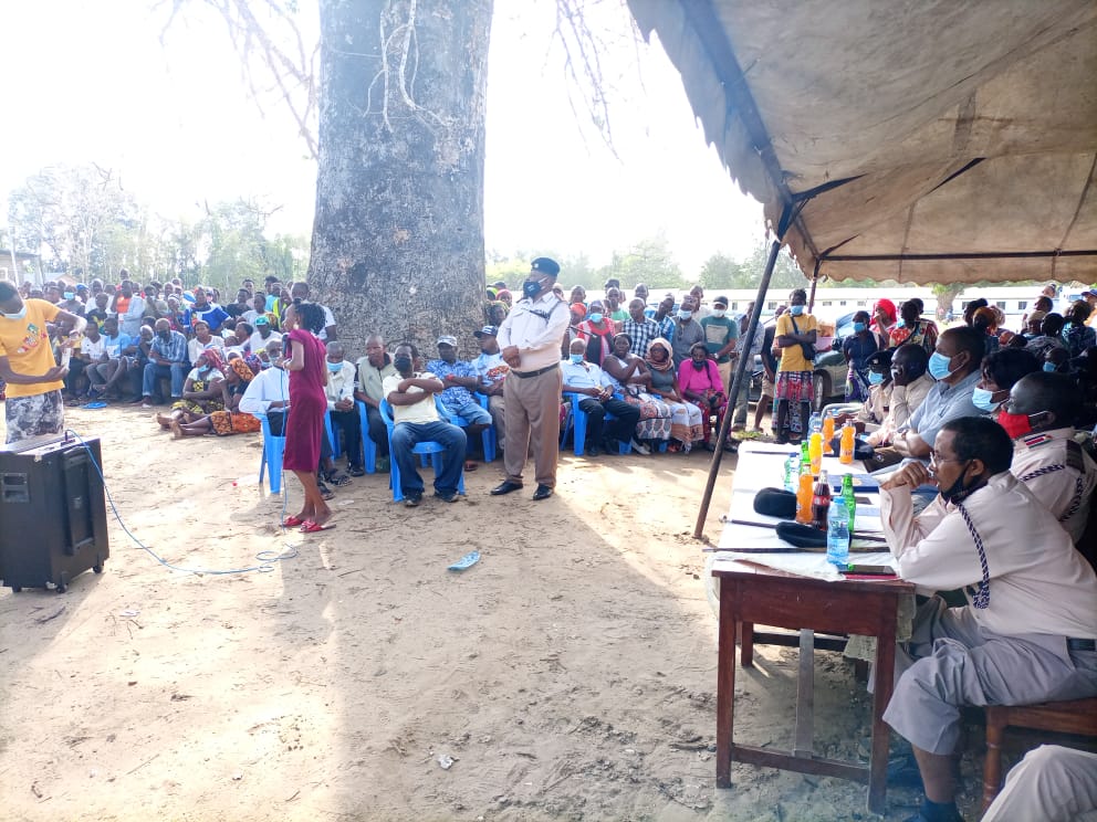MtwapaYouth's tweet photo. "peace cannot be kept by force, it can only be achieved by understanding"@MtwapaYouth with Kilifi County National Goverment Administation in the verge of promoting peace @GlobalPeaceKeny @Leaders4Impact @003CountyGender @PoliceKE @StraightTalkKe https://t.co/EJ1hUZQHAT