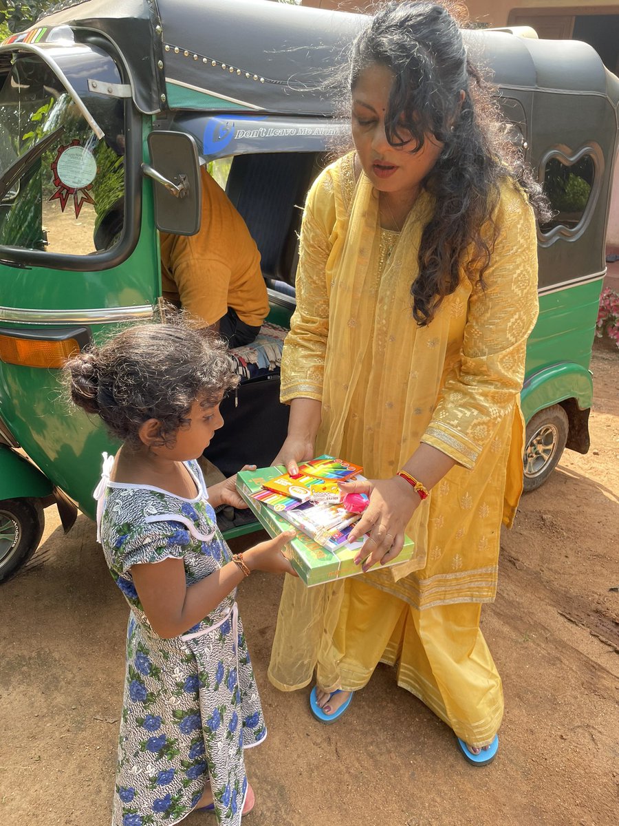 KALIARULAR_EROS's tweet photo. Today 7-12-2021 #Food & Children’s #Gifts Distributed In #Kannaddi Behalf Of #ARULAR To #KannaddiFarm Residents. For #ARULAR’s 2nd Anniversary Of Him Passing 3-12-2019. #WeMissYouARULAR 🙏🏽.
#KaliArulpragasam #DaughterOfARULAR 💫#ARULARRemembrance #ARULARLegacy #DaughterOfEros https://t.co/nMZHnPIssw
