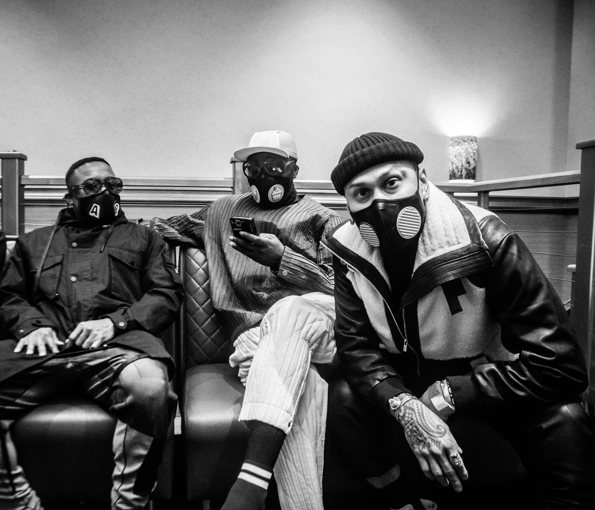bep's tweet photo. Can't sleep over how much love we felt tonight. THANK YOU Minneapolis #KDWBJingleBall✨🙀  
@1013KDWB @iHeartRadio https://t.co/O2MD7vMzWd