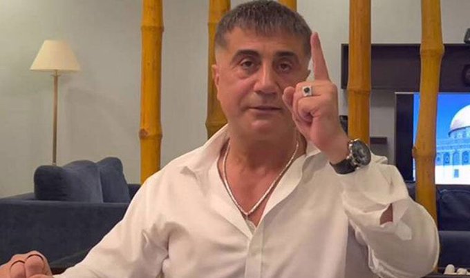 Sedat Peker'in yakını İsmail Saymaz'a konuştu: Bu sabah itibariyle irtibat kuramadık!
Sen merak etme İsmail DEVLET irtibat kurmuştur!