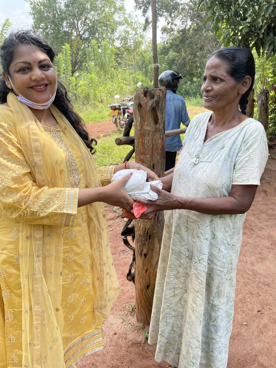 KALIARULAR_EROS's tweet photo. Today 7-12-2021 #Food & Children’s #Gifts Distributed In #Kannaddi Behalf Of #ARULAR To #KannaddiFarm Residents. For #ARULAR’s 2nd Anniversary Of Him Passing 3-12-2019. #WeMissYouARULAR 🙏🏽.
#KaliArulpragasam #DaughterOfARULAR 💫#ARULARRemembrance #ARULARLegacy #DaughterOfEros https://t.co/ze4w5GYc2K