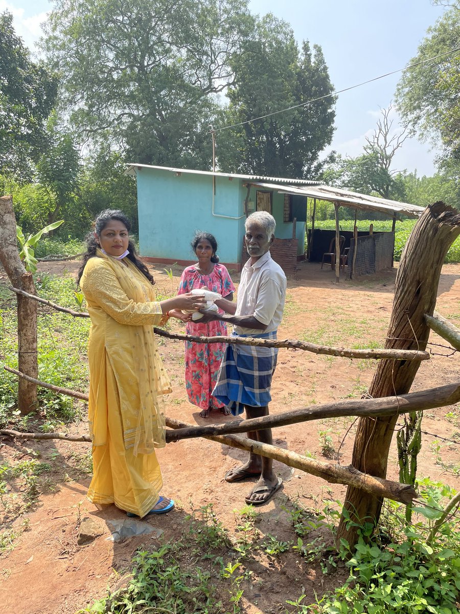 KALIARULAR_EROS's tweet photo. Today 7-12-2021 #Food & Children’s #Gifts Distributed In #Kannaddi Behalf Of #ARULAR To #KannaddiFarm Residents. For #ARULAR’s 2nd Anniversary Of Him Passing 3-12-2019. #WeMissYouARULAR 🙏🏽.
#KaliArulpragasam #DaughterOfARULAR 💫#ARULARRemembrance #ARULARLegacy #DaughterOfEros https://t.co/ze4w5GYc2K