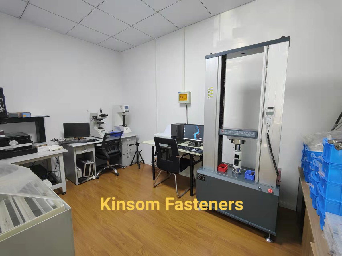 KSpecialFasten's tweet photo. Don't you think the inspection machine is good for your #fasteners ? Don't worry about the tensile strength and yield strength,proof loading ,hardness or size,we can hold it in process before exporting out.And annual third party test in SGS or CTI. #autospareparts #ksfasteners https://t.co/sPdupqTkqH
