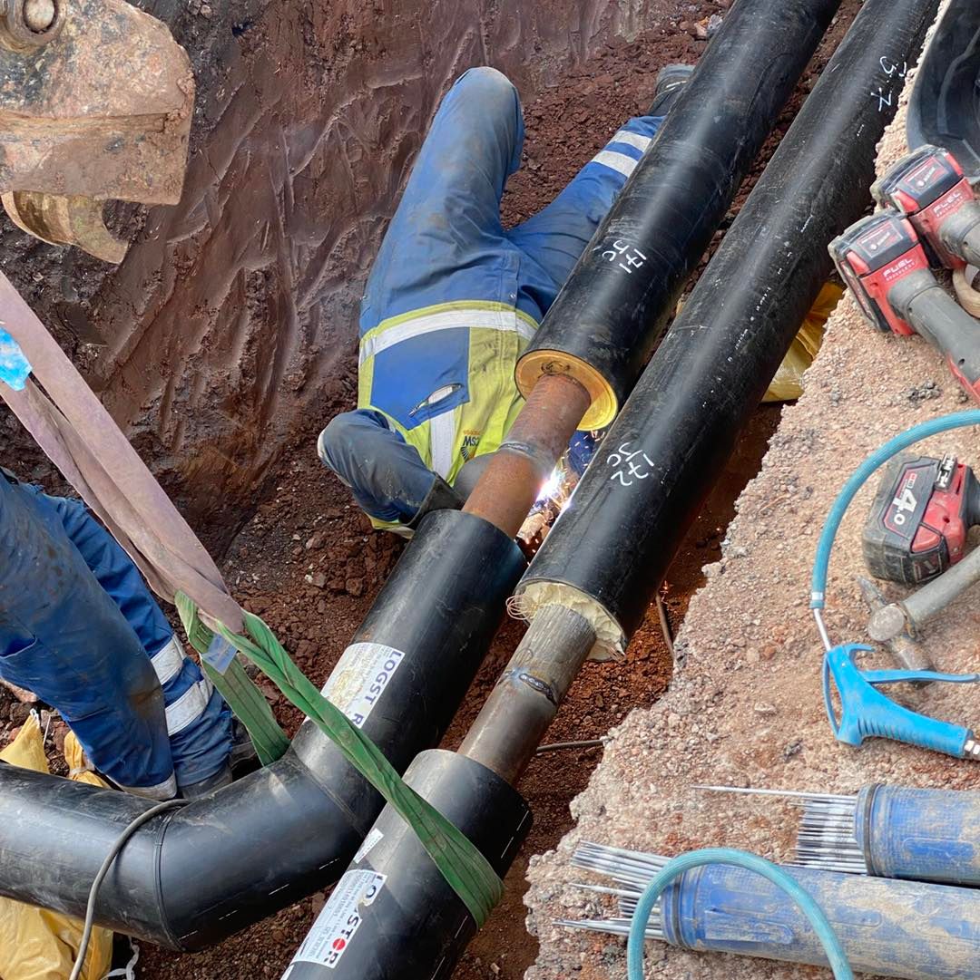 CSWProcess's tweet photo. Another day, another positional TIG weld. Connecting DH piping to an underground heat network in Bristol city centre.

#weld #welding #tigwelding #confinedspace #districtheating #heatnetwork #buriednetwork https://t.co/ggEGelwEYE