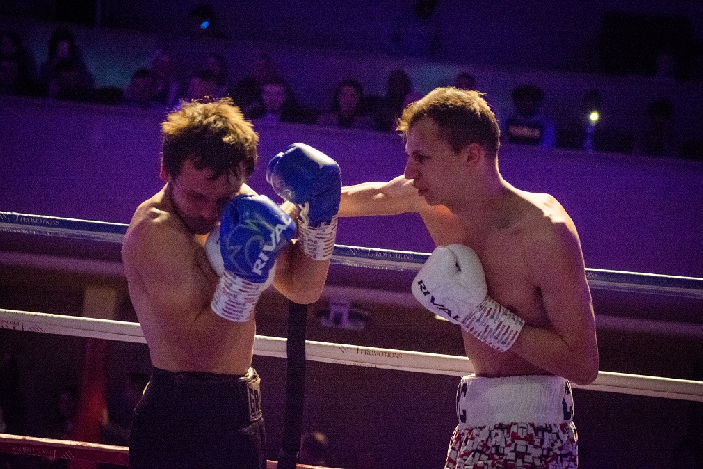 Ryan Conway ready to step it up as he prepares for fight night in Northampton <a href="/Team_ShoeBox/">Team ShoeBox</a> <a href="/BCB_Boxing/">BCB Promotions</a> 

northamptonchron.co.uk/sport/boxing/r…