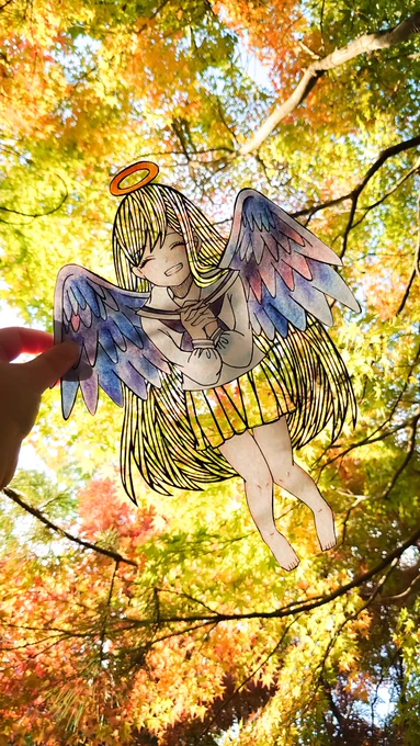 笑顔の天使と微笑みの天使。 