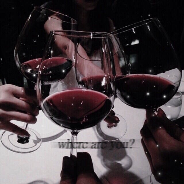 fummiiko's tweet photo. [Несмотря на расстояние, те кому суждено встретиться, обязательно найдут друг друга под звёздами.]

— #genshin sns!au, где они просто пытались найти друг друга. Но не каждая сказка имеет счастливый финал.

#GenshinImapct https://t.co/LPBrdb7uRS