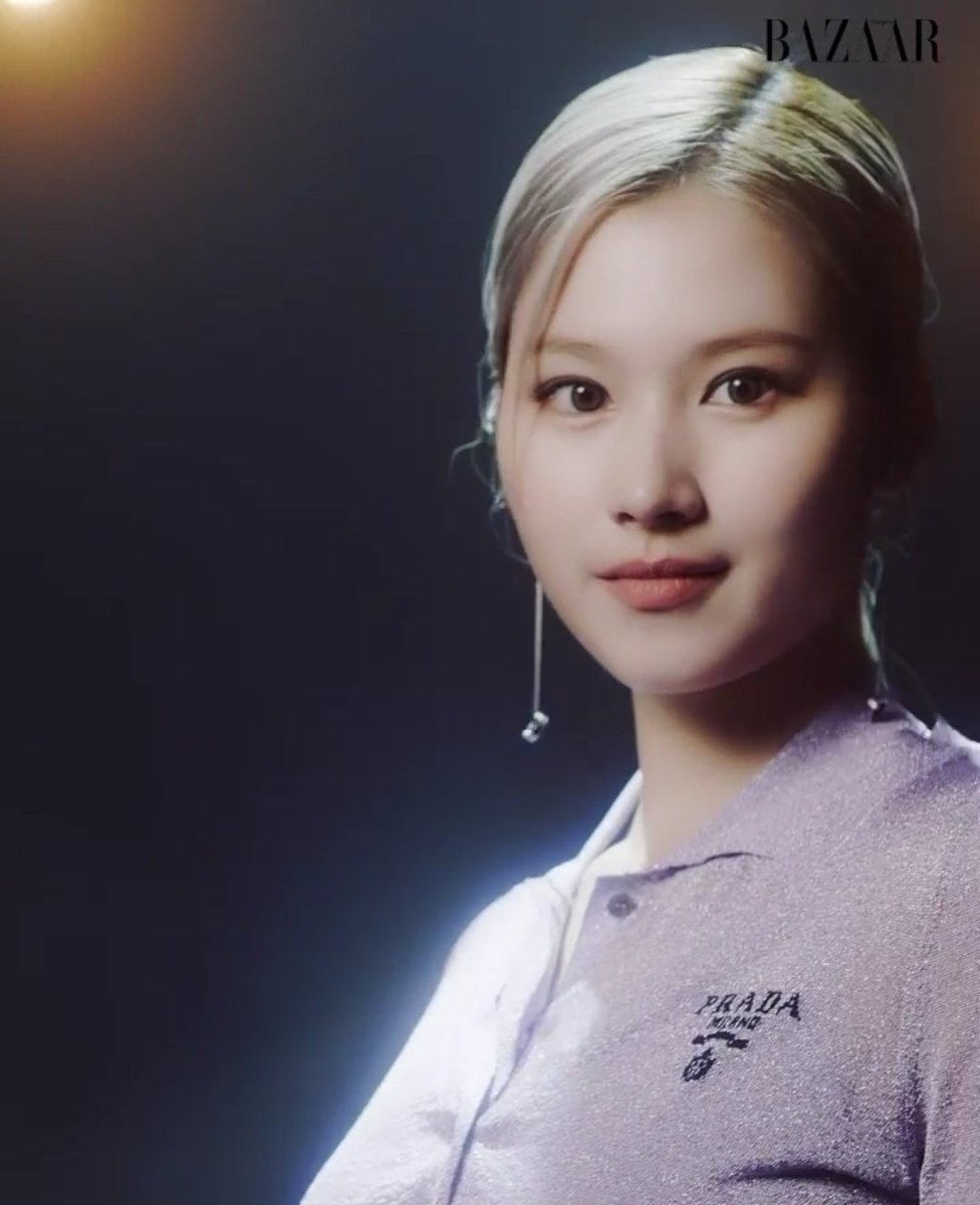 CloutNewsMedia's tweet photo. .@JYPETWICE's #SANA is stunning in a new campaign for HARPERSBAZAAR X PRADA.

#twice #SANAxPRADA SANA X PRADA https://t.co/lhU66ZWtId