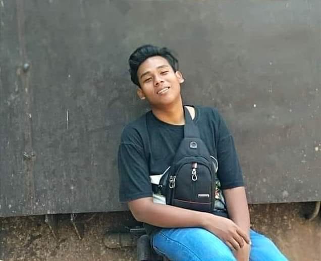 WaiYanPhyo and NyanWin, 2 detainees from Dawei tsp, couldn’t still get proper medical treatment at their gun shot wound at arm and thigh respectively until 6 mth of abduction. #Cambodia_RejectTerrorists #Dec7Coup #WhatsHappeningInMyanmar