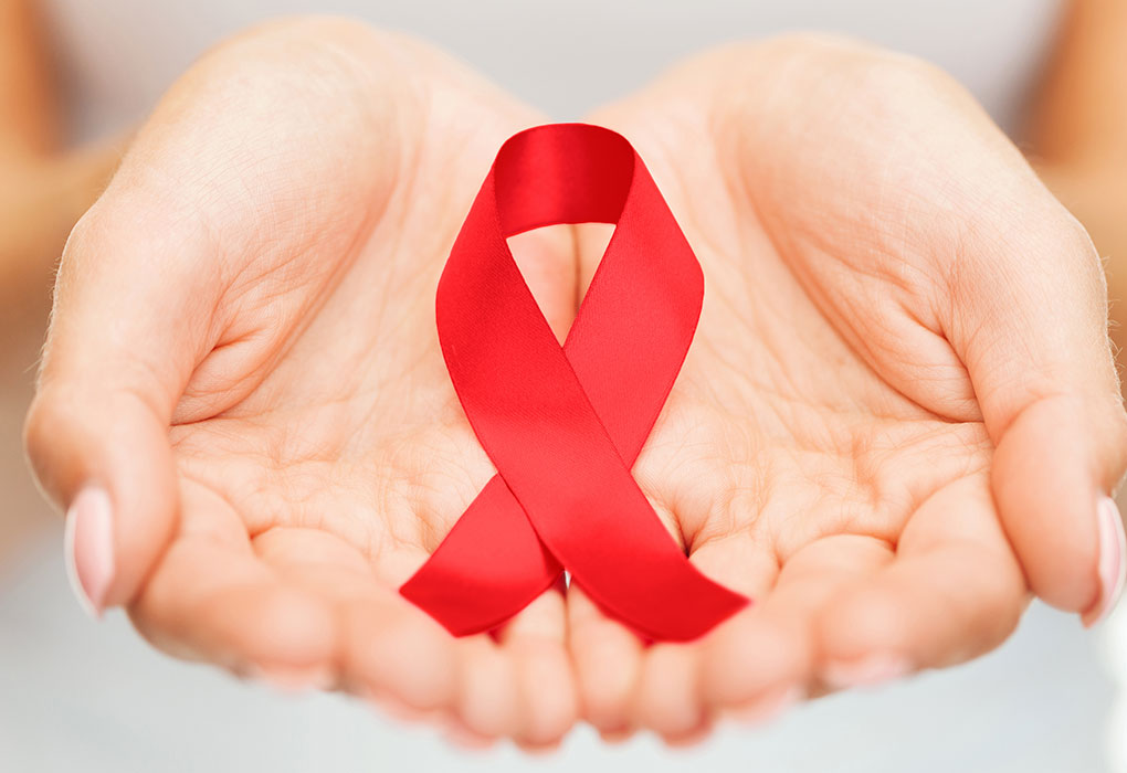 GhettoRadio895's tweet photo. Condomize, don't compromise!!
Vijana tulinde kesho leo.
Be Free!!
Get tested for HIV!
The theme for World AIDS Day 2021 is Ending the HIV Epidemic: Equitable Access, Everyone’s Voice #NoOneOut #WorldAIDSDay2021 #Brekko https://t.co/WJ5x8HbH07