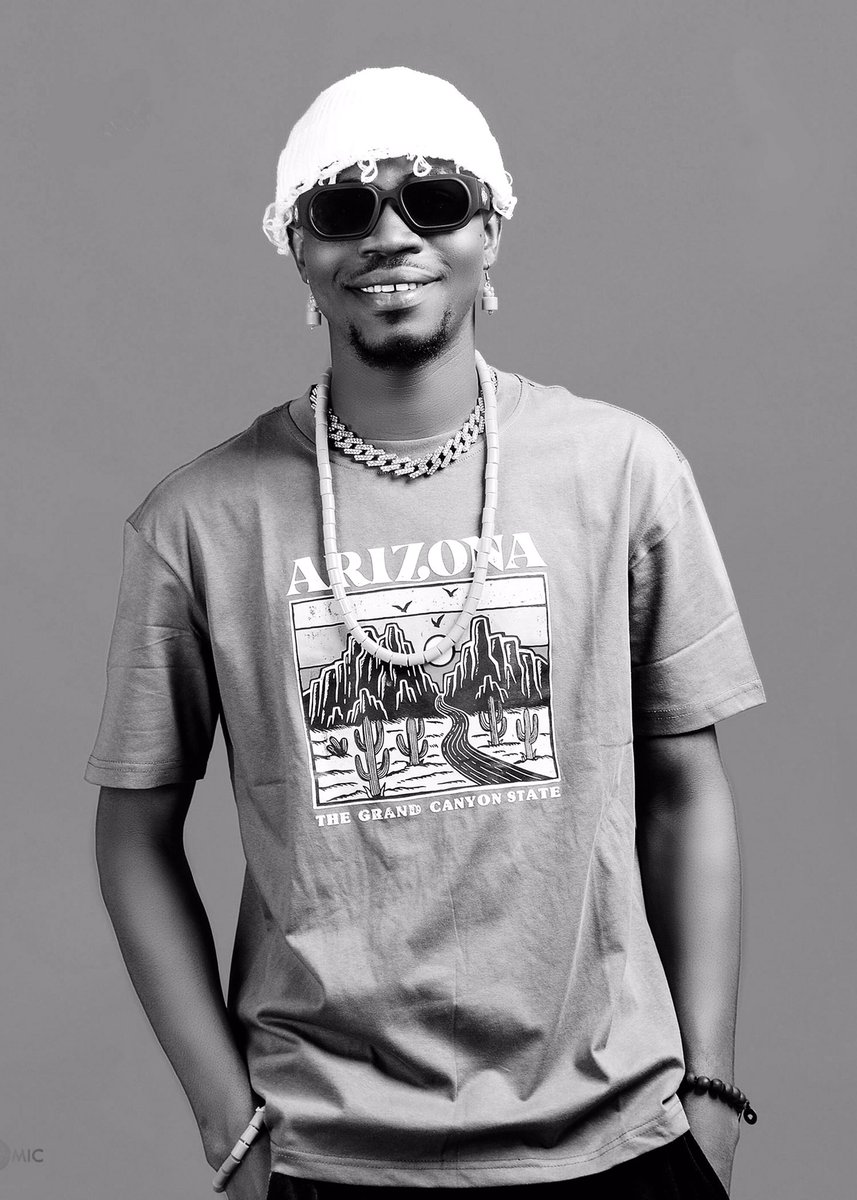 Kenniel__Sounds's tweet photo. EAST BABY 🖤❤️ 042 INTERNATIONAL PLUG ⭐️ 

USE YOUR HEAD FAM , Or Another Man Will 

#Go stream Book Of Shakata Album In all Platforms 💿 
#UnlimitedcharisEp OUT WORLDWIDE 🌎 #Bigshaka #Enugu #Coalcity #teamccmusic #culture https://t.co/nSaXeT0fJd
