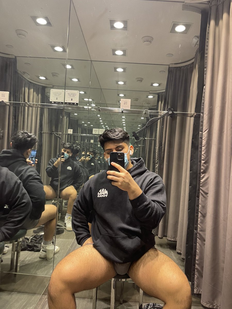 edwinsx2's tweet photo. yes i bought the pants https://t.co/dkXjzPOxR6