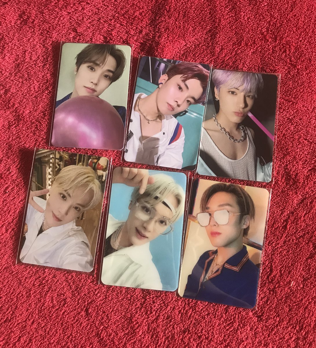 jcmclaims's tweet photo. 💌 #kimails 

omg umuwi na ang mga pogi ! they arrived safely to me >< hindi ko naisama yung freebies &amp; letter kasi nagmamadali so much T__T tysm @saljuana_ph !  sa uulitin <3 

#TNXsaljuana https://t.co/ab6sYwSSay