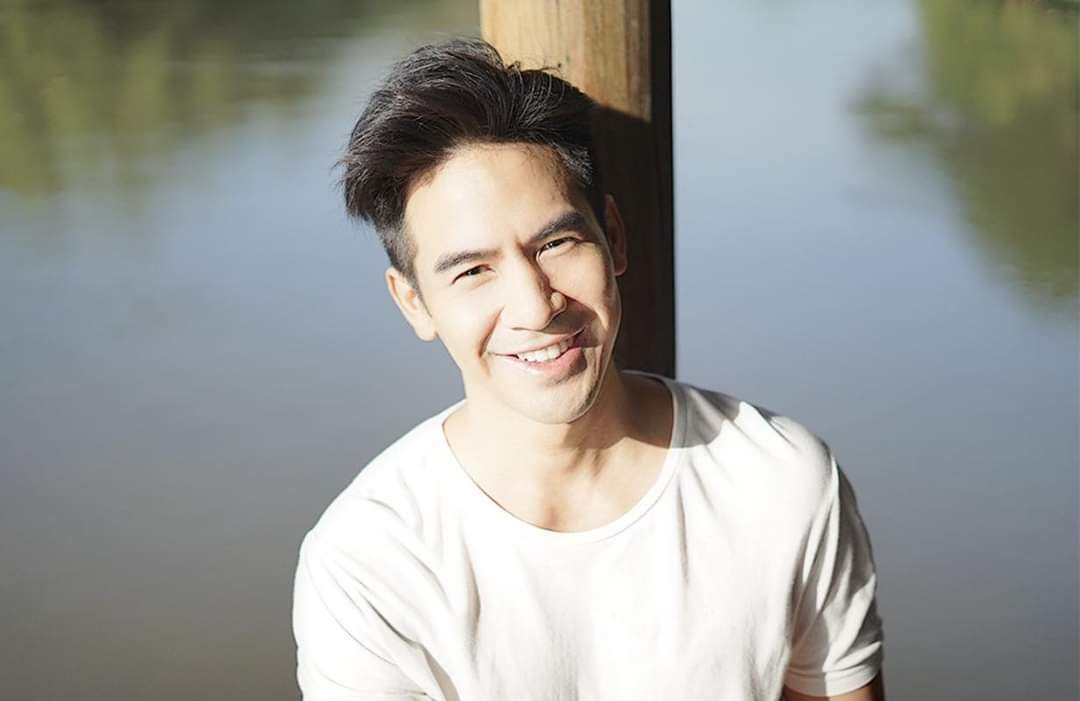 lovelungpope's tweet photo. นั่งรอที่ท่าน้ำก่อนนะคะ เดี๋ยวพาแม่ไปขอ #popezaap https://t.co/y4Rf0uomgp