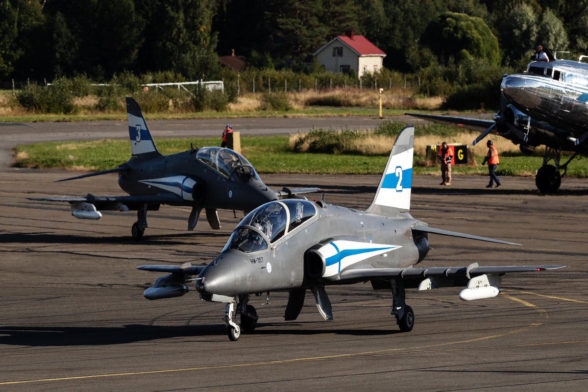 Eurofighter Finland (@baes_finland) on Twitter photo Our partnership with Finland dates back decades through our work together with @PatriaOyj and <a href="/FinnishAirForce/">Ilmavoimat</a> on its Hawk trainer fleet.
Through our <a href="/eurofighter/">Eurofighter Typhoon</a> offer we will build on these strong foundations.
baesystems.com/en-fi/home-en #hxhanke 🇫🇮 🇬🇧 🇩🇪 🇮🇹 🇪🇸 Our partnership with Finland dates back decades through our work together with @PatriaOyj and <a href="/FinnishAirForce/">Ilmavoimat</a> on its Hawk trainer fleet.
Through our <a href="/eurofighter/">Eurofighter Typhoon</a> offer we will build on these strong foundations.
baesystems.com/en-fi/home-en #hxhanke 🇫🇮 🇬🇧 🇩🇪 🇮🇹 🇪🇸