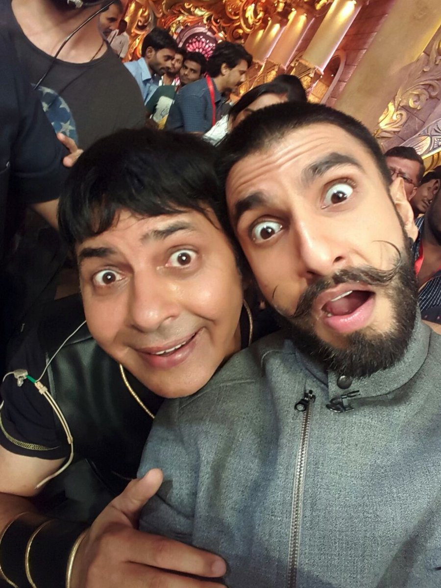 Yeh dosti hum nhi todenge, bas ek baar ho jaye 😜 #sudeshlehri #ranveersingh