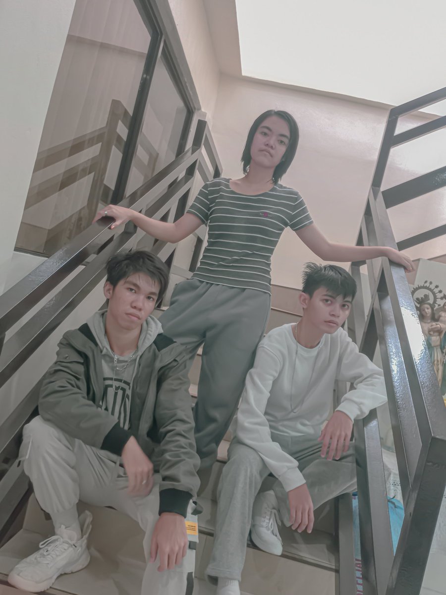 TheOfficialD2B's tweet photo. [1/2] HAPPY 43rd FOUNDING ANNIVERSARY, ANCHS! 💯✨🎉🤩

#D2B #Dance_to_Beat #PerfectSynchronization https://t.co/cnRkhJzRBG