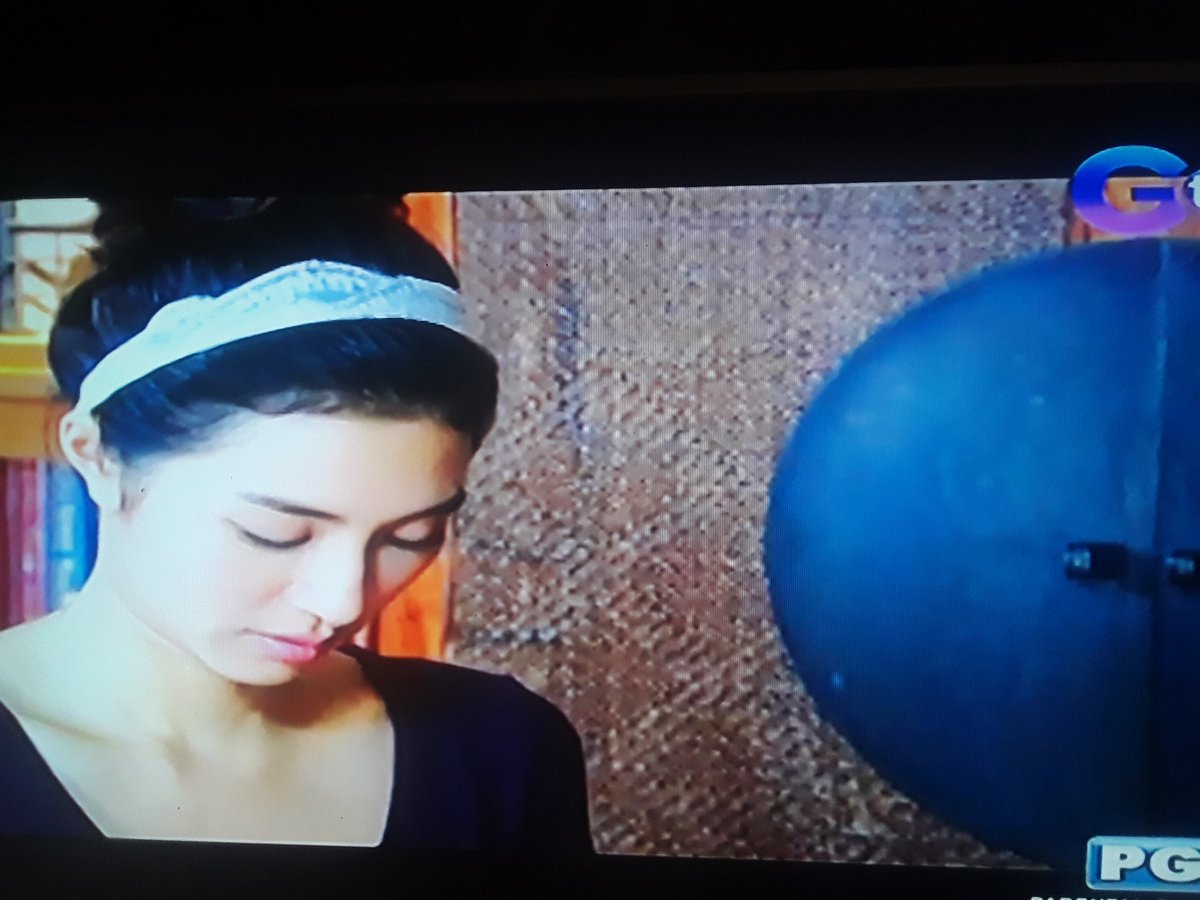 JAMSKIE30125720's tweet photo. Ok na claire copy ba. Hehe
#FLSecrets https://t.co/PBnKUsDuLW