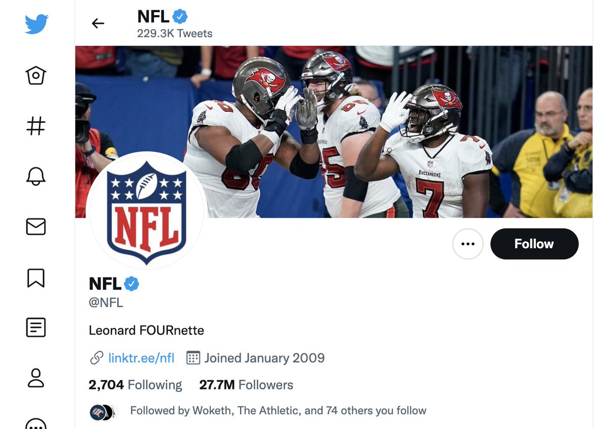 JeffStevens199's tweet image. Is the @NFL social team still sleeping from yesterday's game? Leonard FOURnette is still up on their twitter bio.  #comeonman #socialmediafail