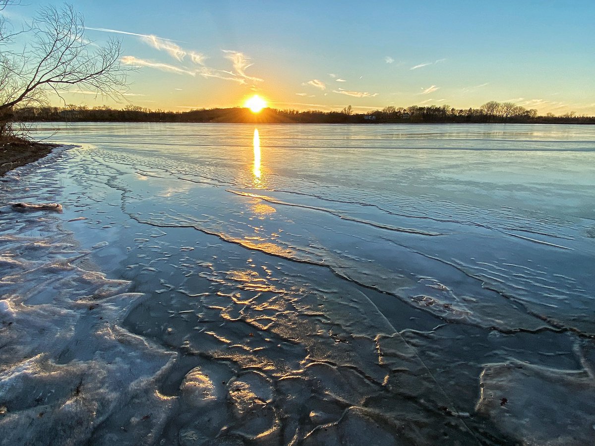 West Jefferson. I’m looking forward to the water freezing for ice fishing and ice skating. With the warm weather we are having, I will have to wait patiently for ice that is safe. #minnesota #ice https://t.co/487fSCwt60