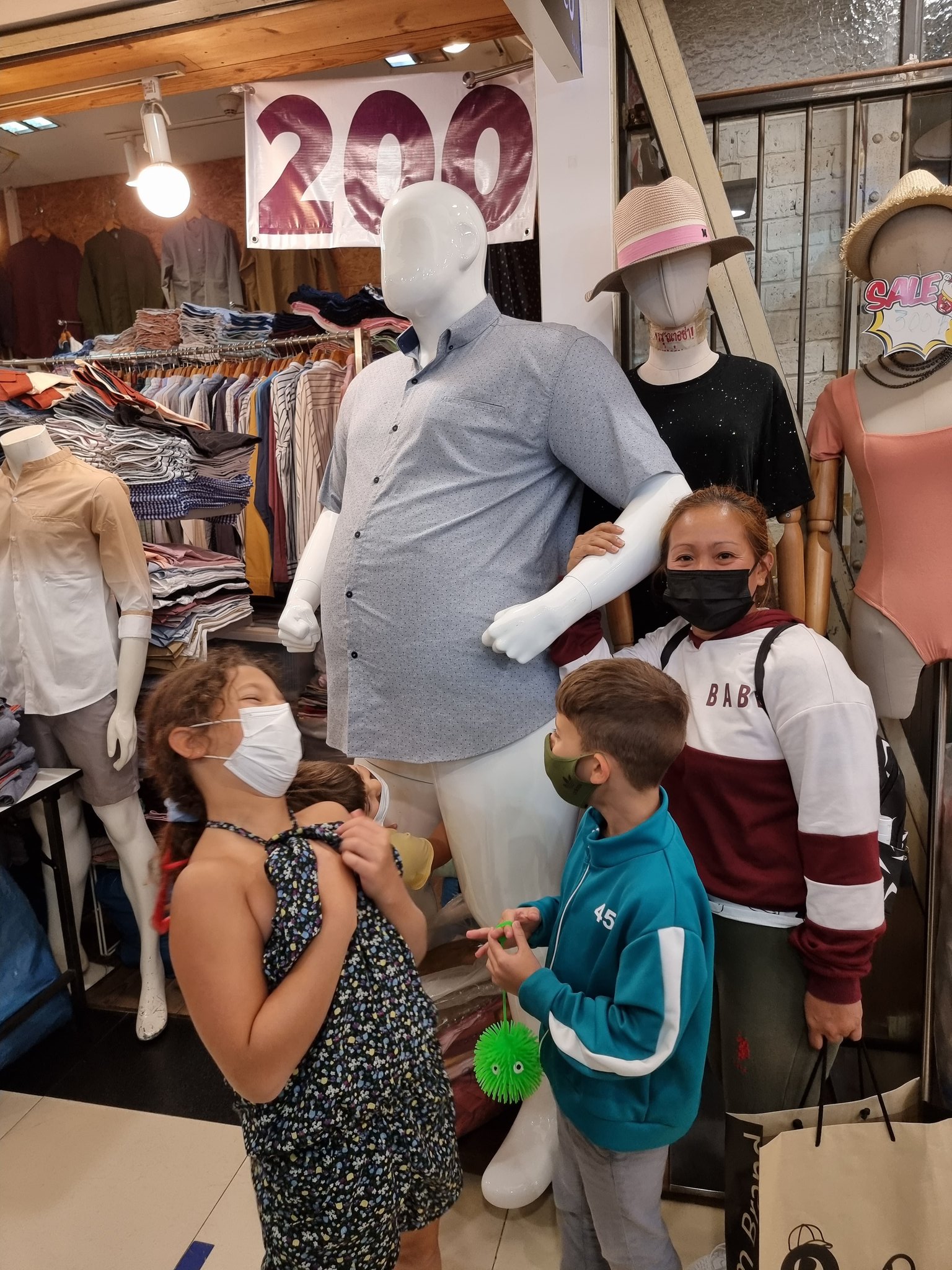 Fat mannequin top