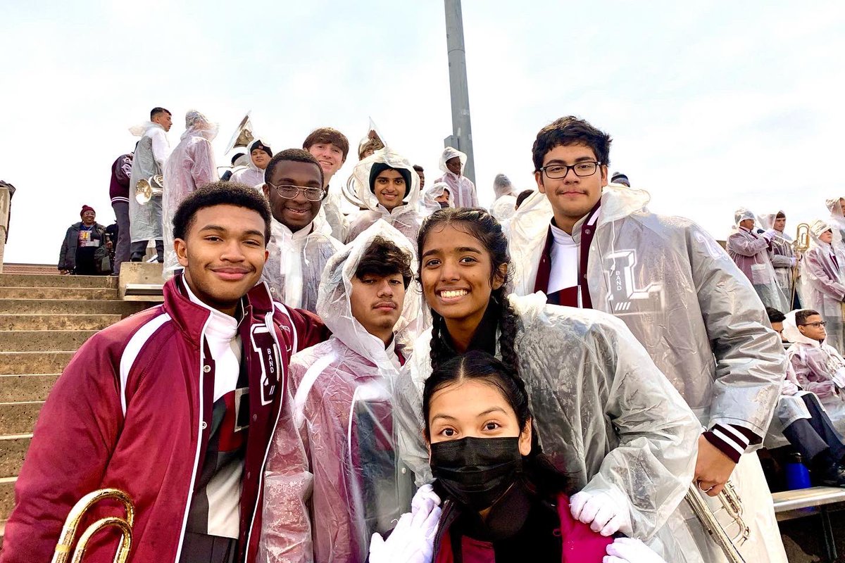 LewisvilleBand's tweet photo. LHS vs. Southlake Carroll🏈
No amount of rain can hide our Farmer pride! Congratulations Farmer football on a fantastic season! https://t.co/o3heCGUN6X