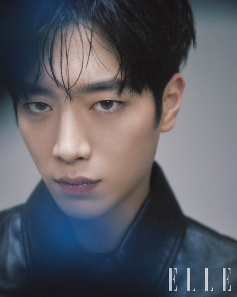 manofcreation0's tweet photo. 서강준X엘르 12월호 화보 공개☑️

낯설지만 화려함이 담긴 
넘사벽 아우라의 서강준 화보, 
엘르 12월호에서 만나요🙌🏻

#서강준 #seokangjun #맨오브크리에이션 #manofcreation #엘르 #12월호 https://t.co/C39wAfsZnj
