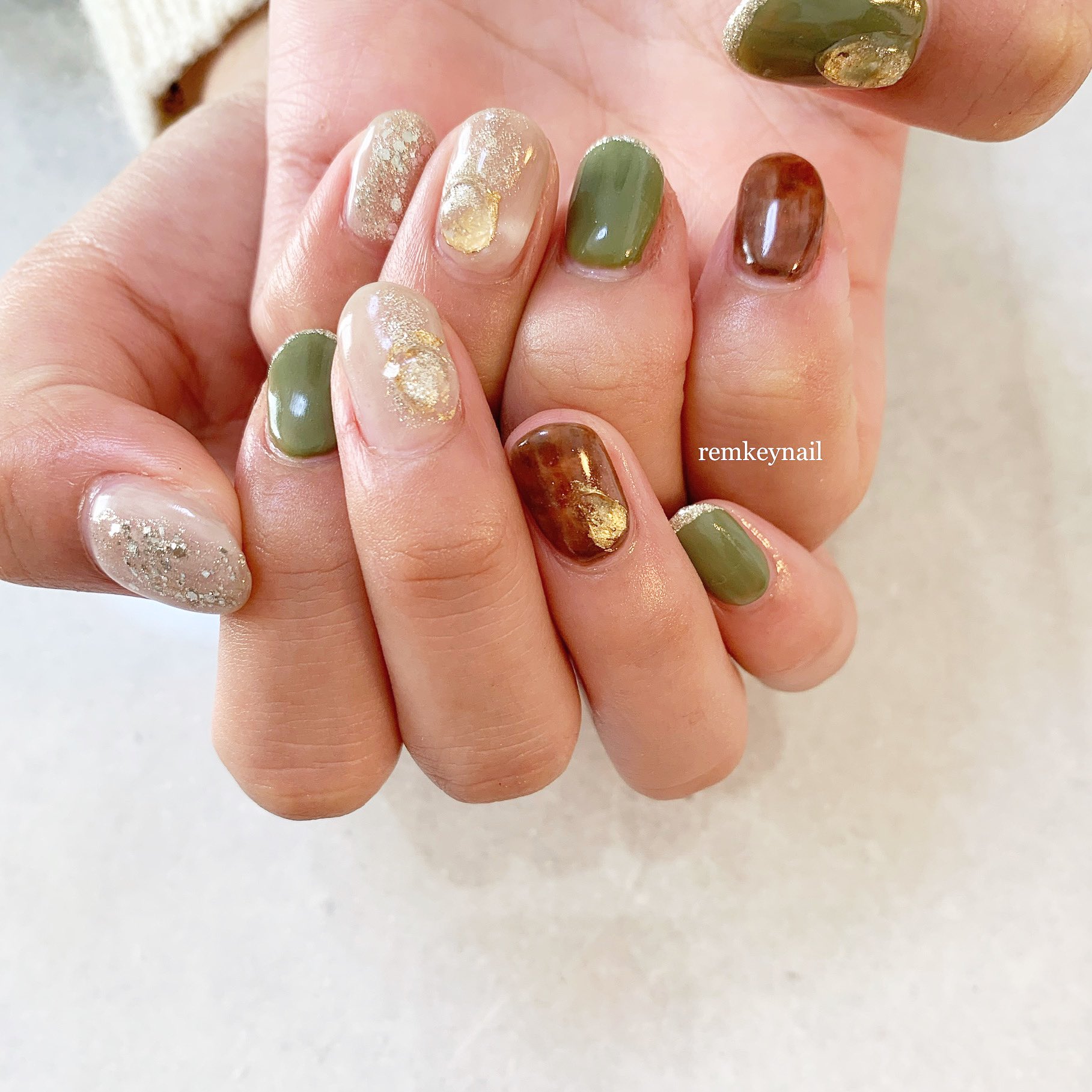 Risa Kuromizu ミドリ ミドリネイル 秋ネイル Naildesign 可愛いネイル べっ甲ネイル 茶色ネイル ネイルデザイン ネイルアート デザインネイル Nailart T Co 3nasiunfez Twitter