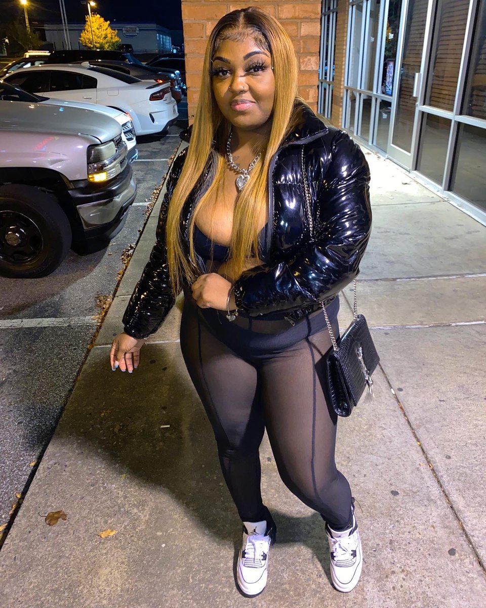 prettyliyahhhhh's tweet photo. 𝗜𝘁’𝘀 𝗷𝘂𝘀𝘁 𝘀𝗼𝗺𝗲𝘁𝗵𝗶𝗻𝗴 𝗮𝗯𝗼𝘂𝘁 𝗺𝗲 𝘄𝗶𝘁𝗵 𝗯𝗹𝗮𝗰𝗸 𝗼𝗻 😫🥺🖤 𝗦𝗼𝗼𝗼𝗼 𝗳.𝗰𝗸𝗶𝗻𝗴 𝗣𝗿𝗲𝘁𝘁𝘆 👅🗝 https://t.co/So0Y1ENFg1