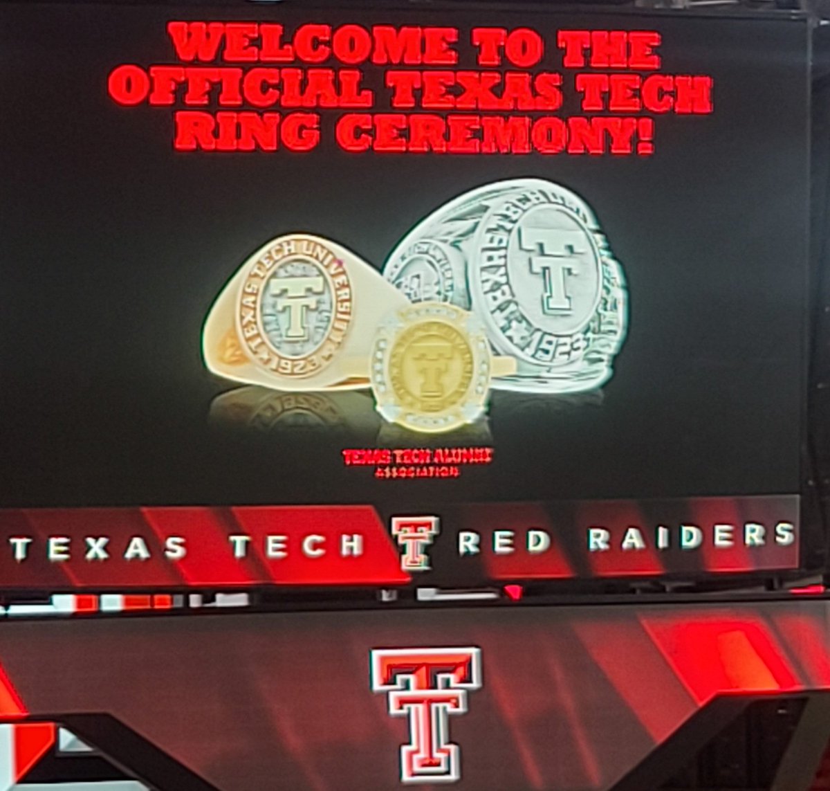 Congratulations @matthewmoore_99 Class of 2022. Wreck 'Em! #redraiders #TexasTech #WreckEm #texastechuniversityclassof2022