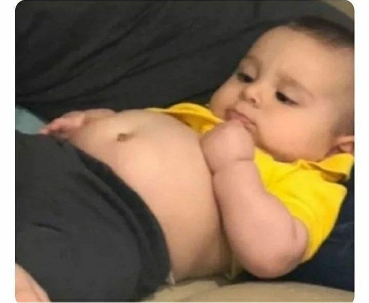funcionario_de's tweet photo. Quando você trabalha no setor de frios, e ninguém da sua família entendi pq você não quer jantar. https://t.co/1jSGxUXiJY
